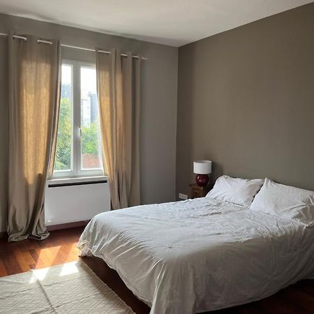 Superbe Appart, 15 Min De Paris, Au Calme 罗尼苏布瓦 外观 照片